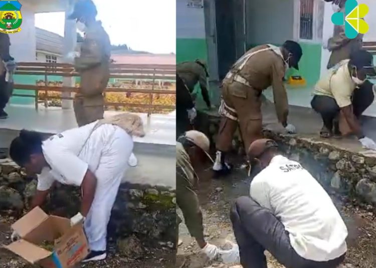 Upaya Menjaga Kebersihan Lingkungan RSUD Dogiyai, Nakes Bersihkan Ludah Pinang